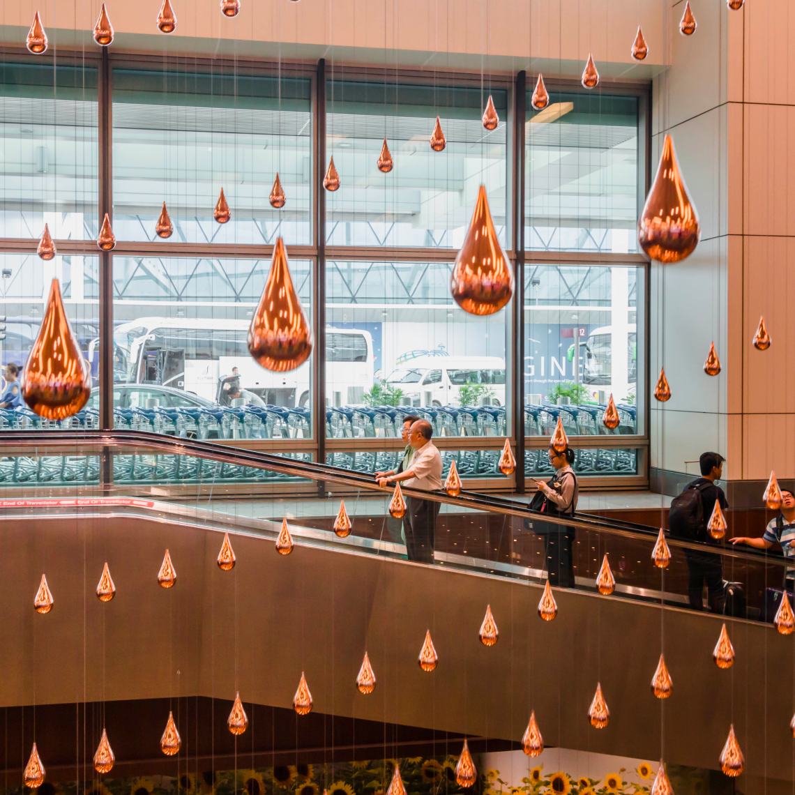 Kinetic Rain art installation at Changi Airport T1 Departure Hall